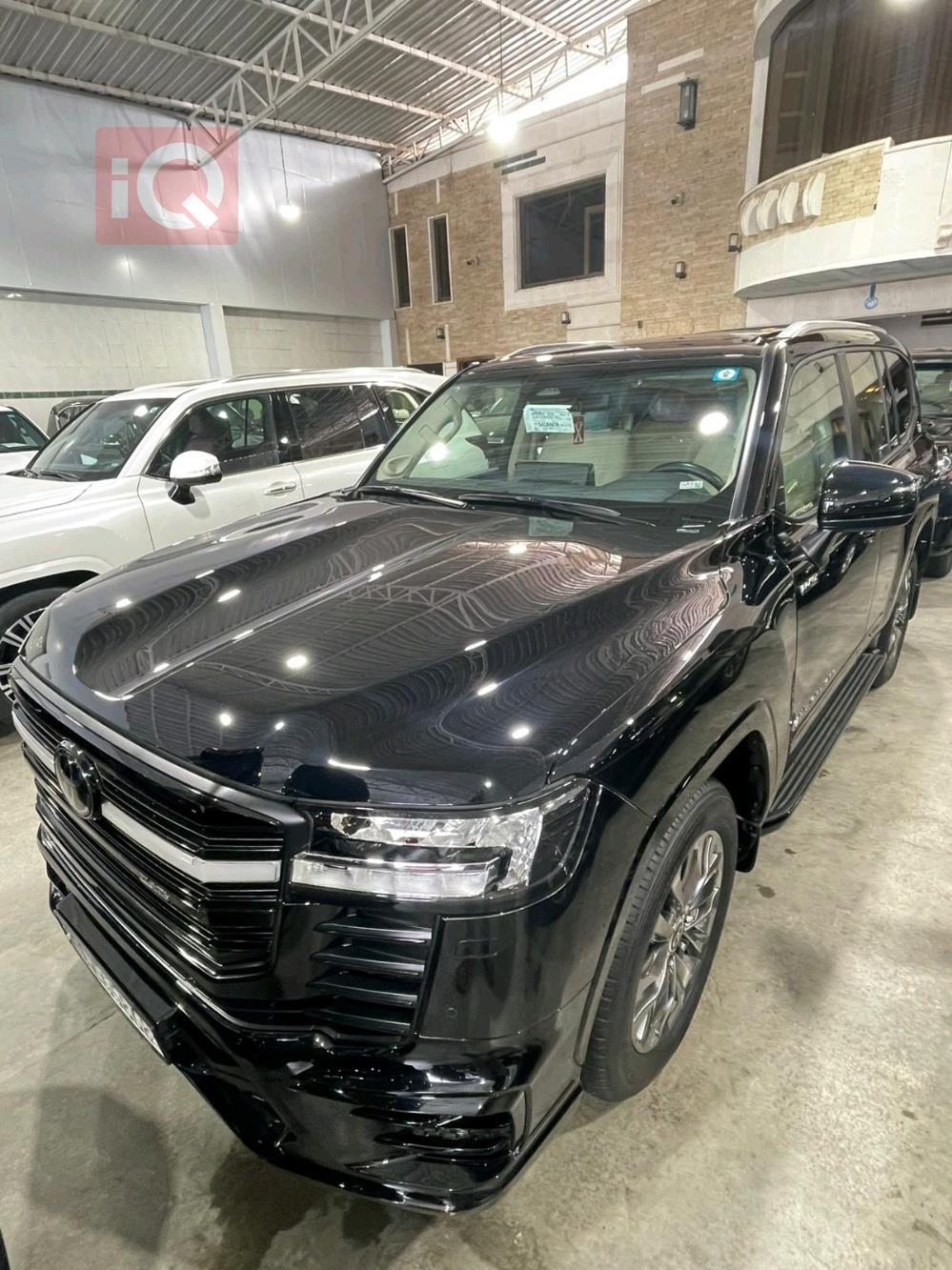 تويوتا لاندكروزر